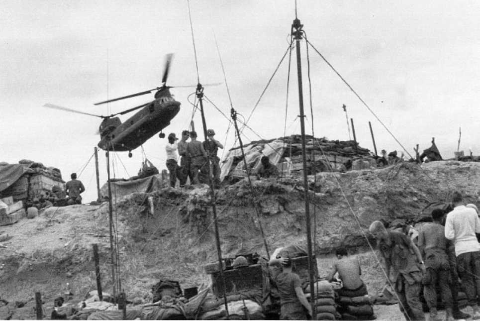 CH47ChinookPhotoforVietnamAirWarPage32Enlarged.jpg